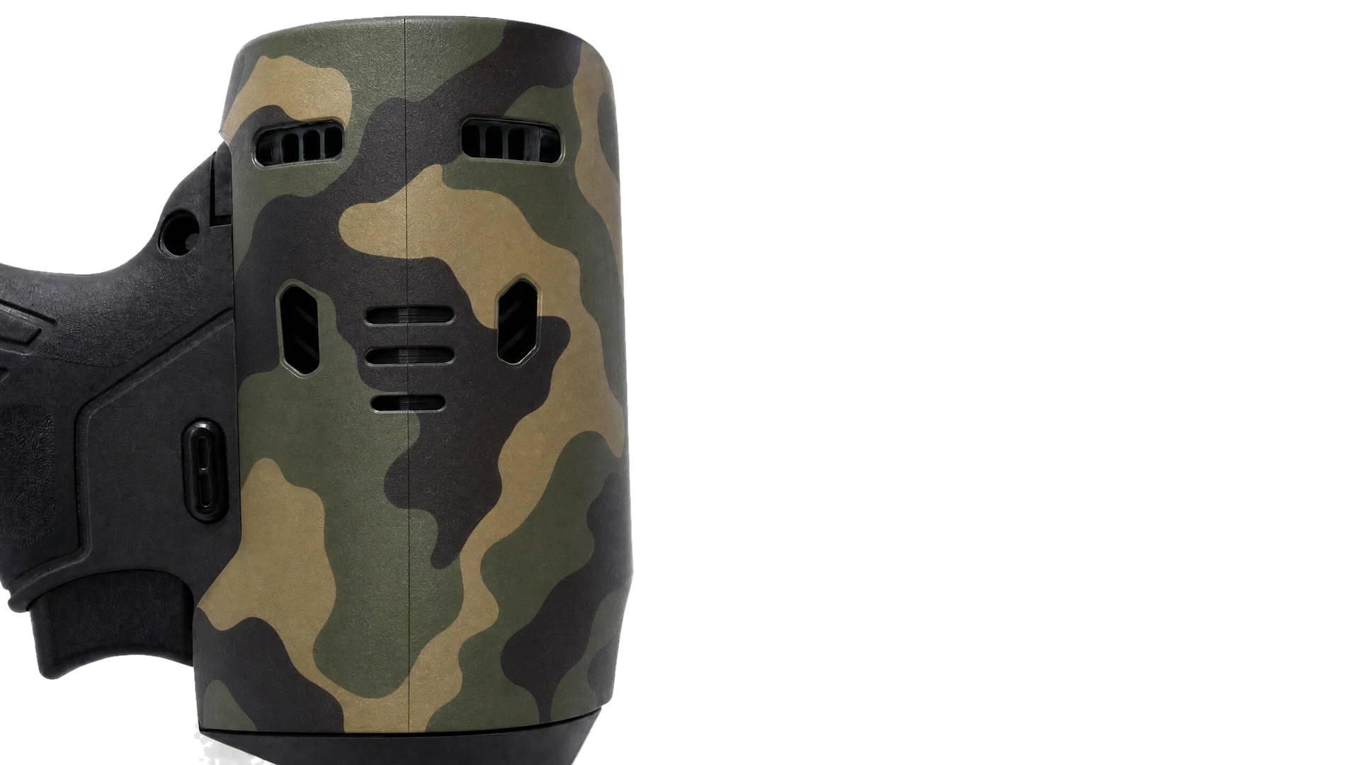 Toolcover Woodland Camo op professioneel gereedschap — detail van de bovenzijde van de cover